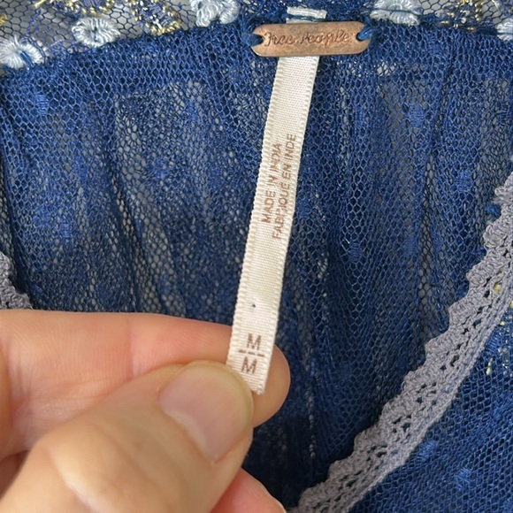 FREE PEOPLE NAVY BLUE EMBROIDERED MESH JOYRIDE SHEER TOP Sz Medium - Picture 8 of 16